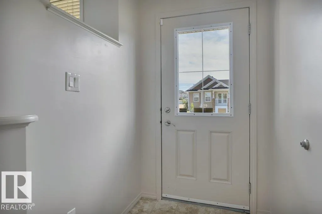 1 SIMMONDS PL