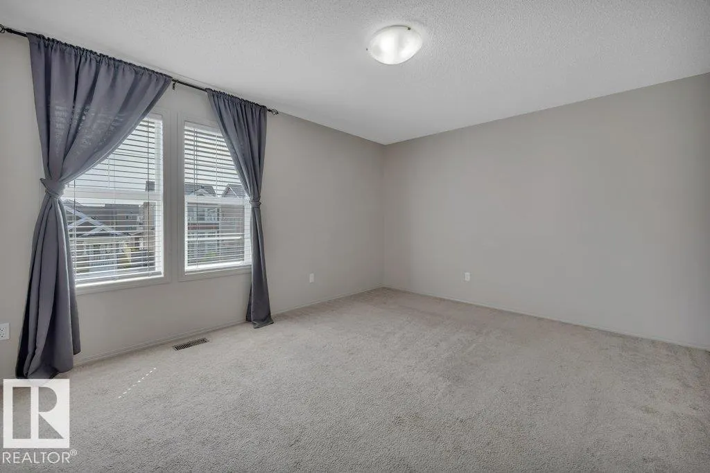1 SIMMONDS PL