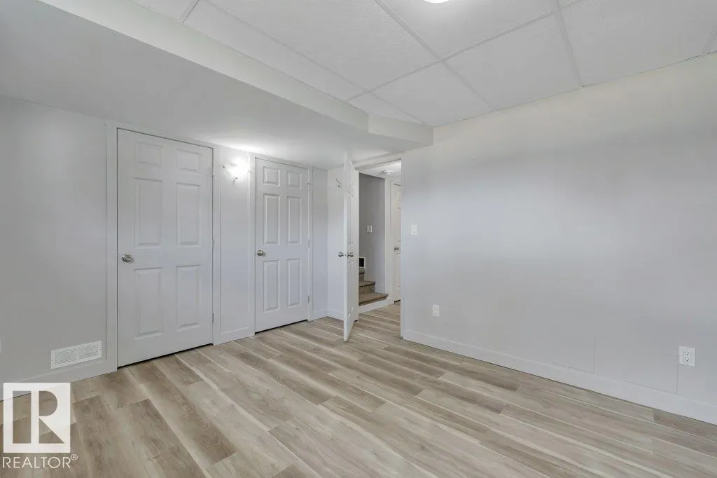 1 SIMMONDS PL