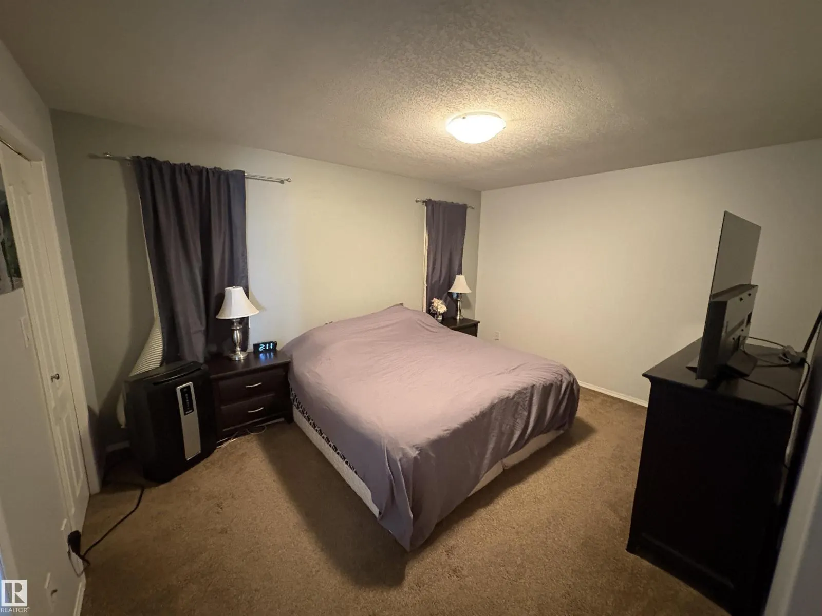 152 Mackay CR