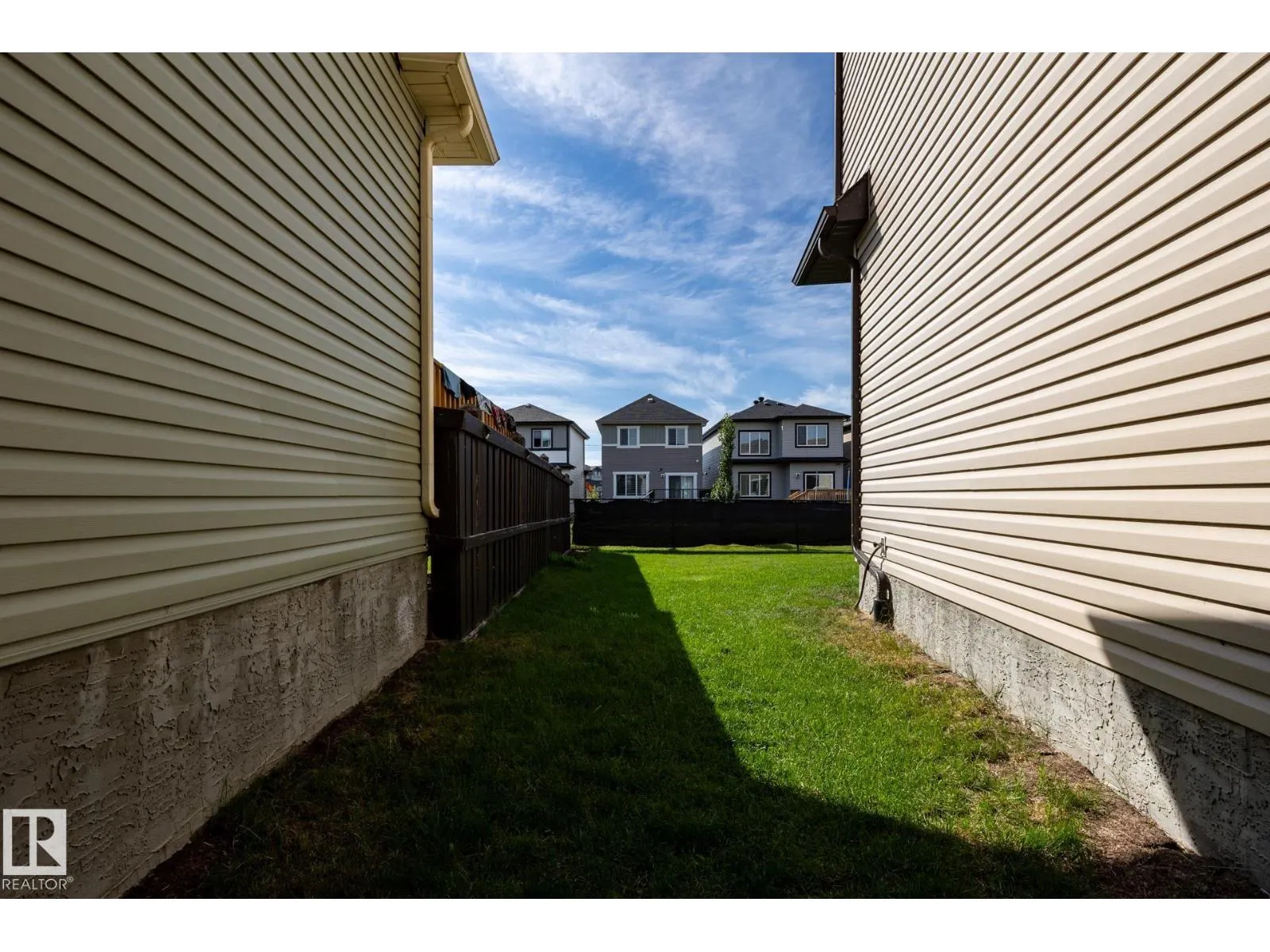 9327 COOPER BEND BN SW