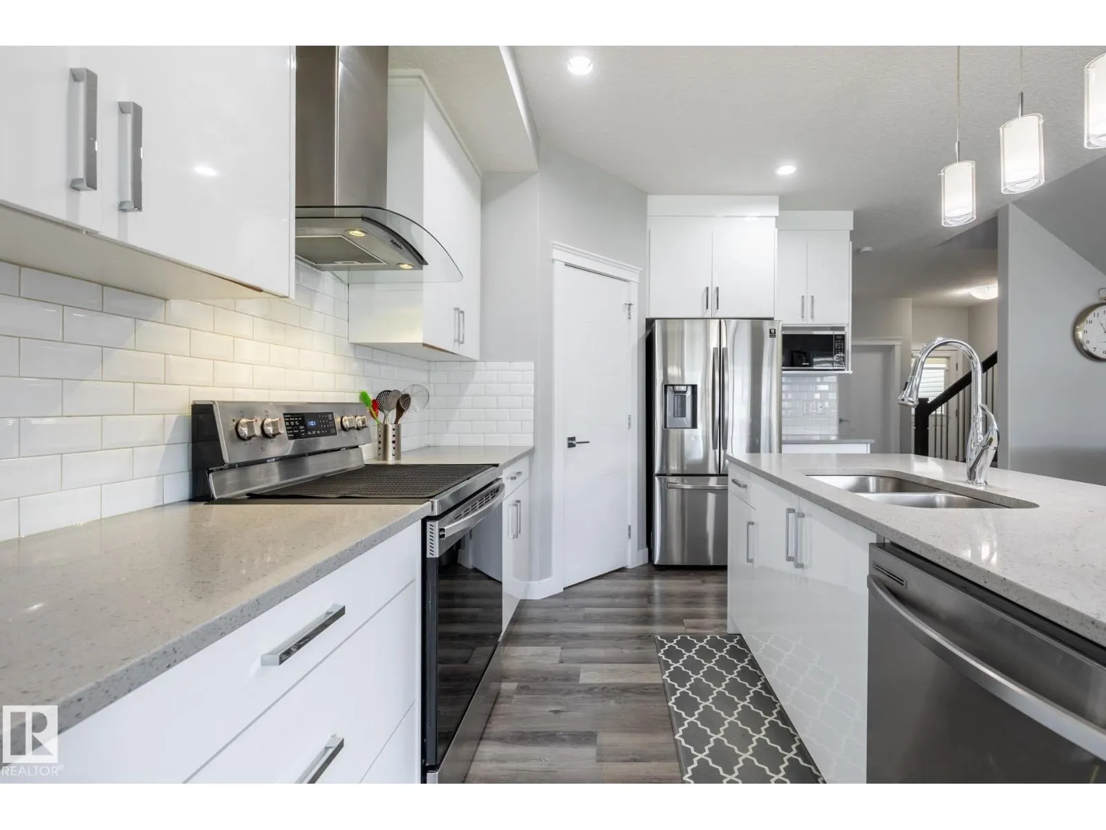 9327 COOPER BEND BN SW