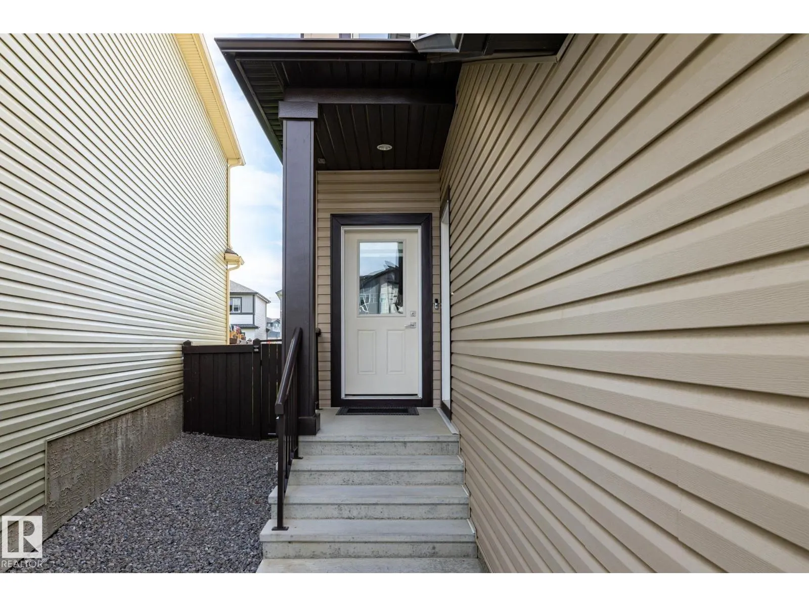 9327 COOPER BEND BN SW