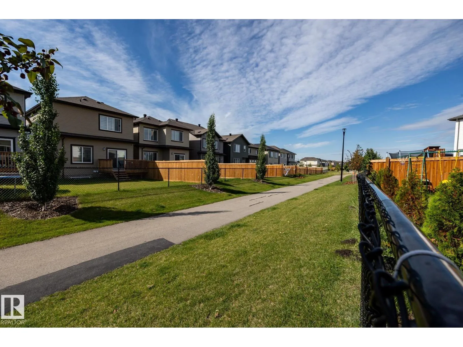 9327 COOPER BEND BN SW