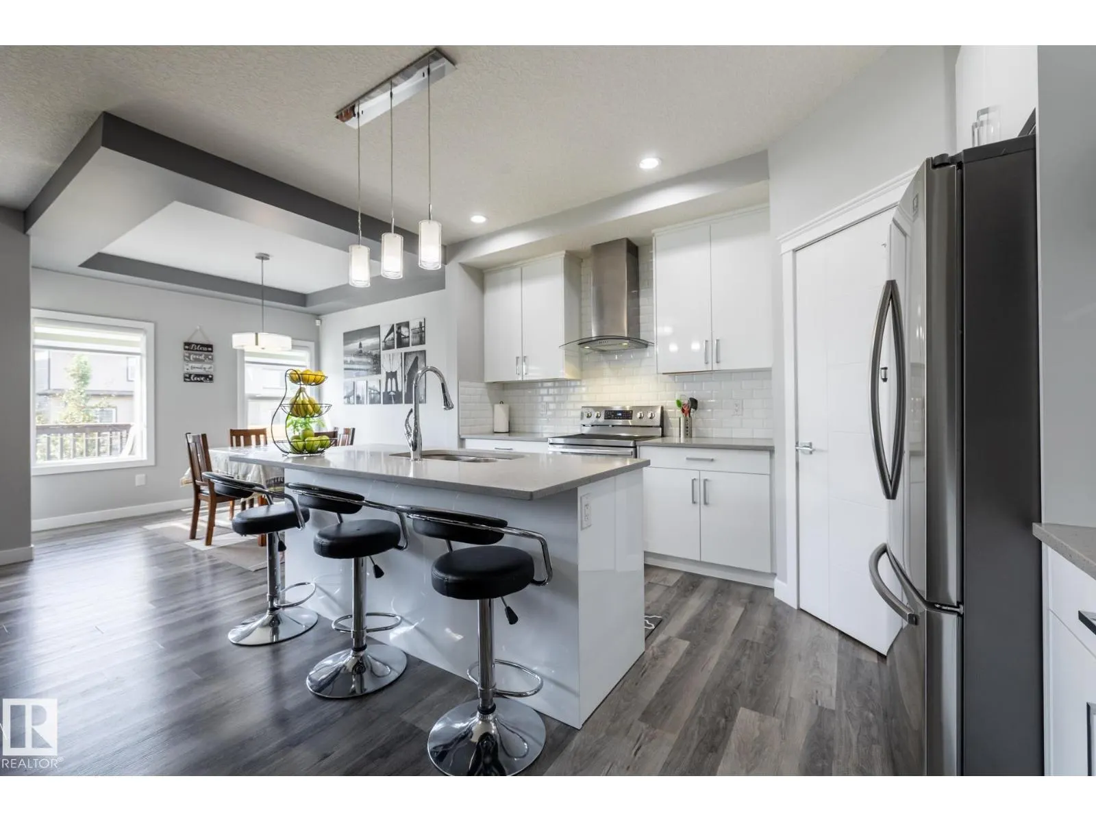 9327 COOPER BEND BN SW