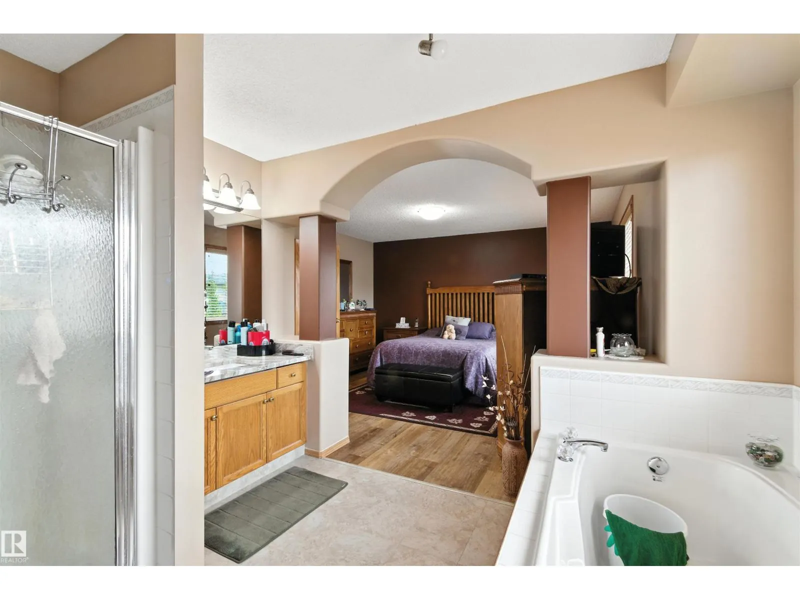 18020 101 ST NW