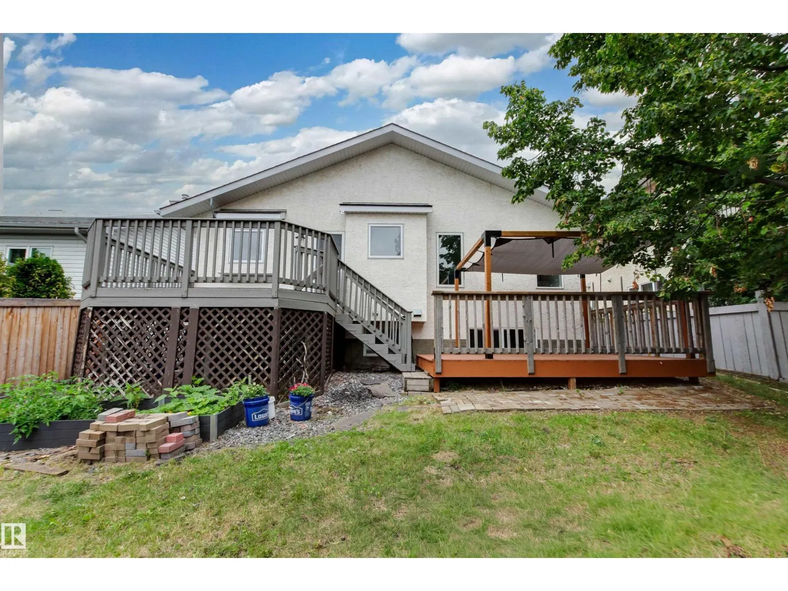 7 HAMPTON CR