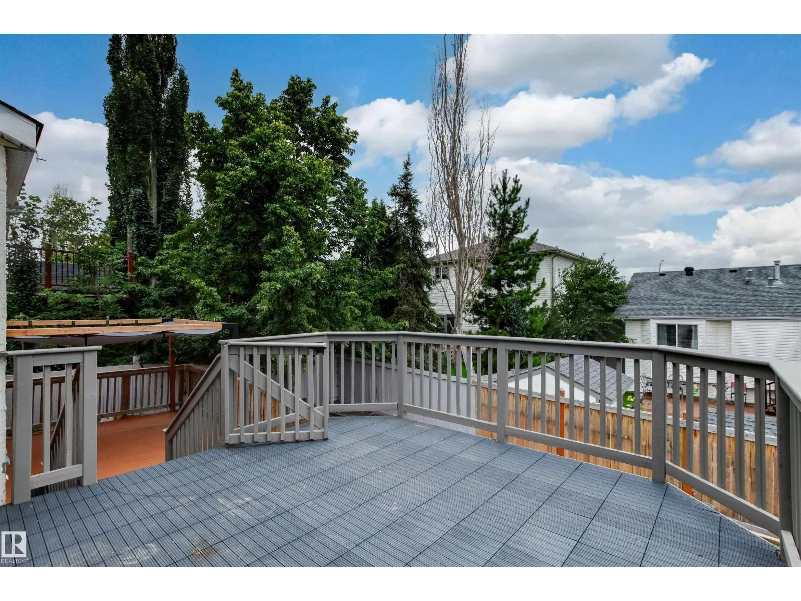 7 HAMPTON CR