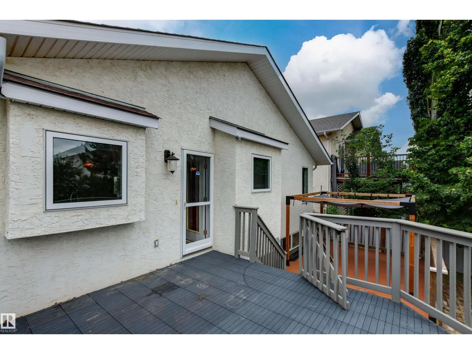 7 HAMPTON CR