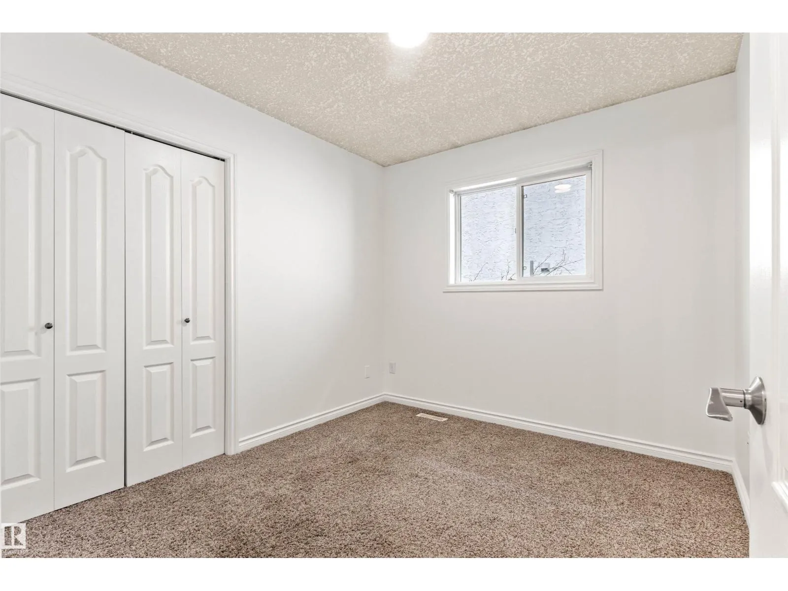 7 HAMPTON CR