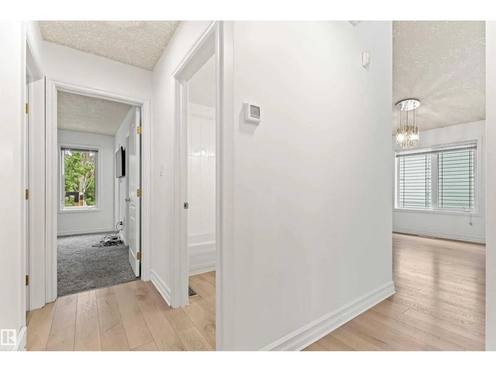 7 HAMPTON CR