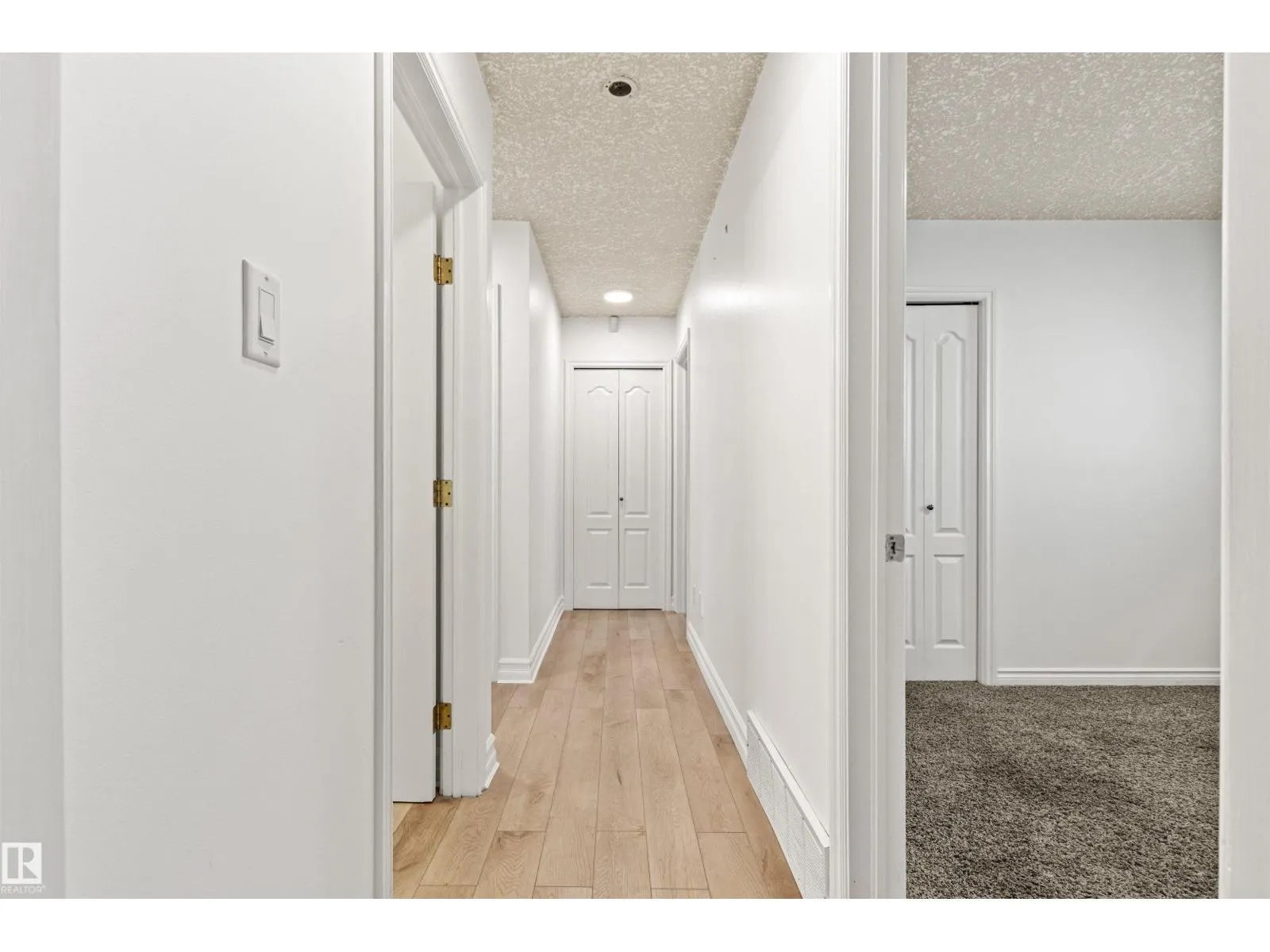 7 HAMPTON CR