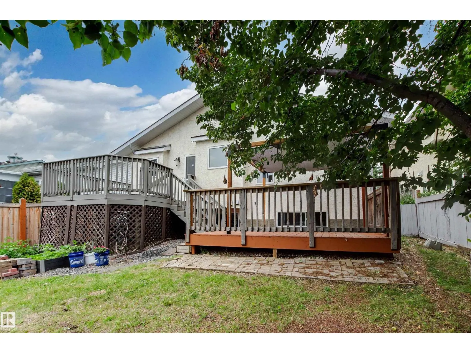 7 HAMPTON CR
