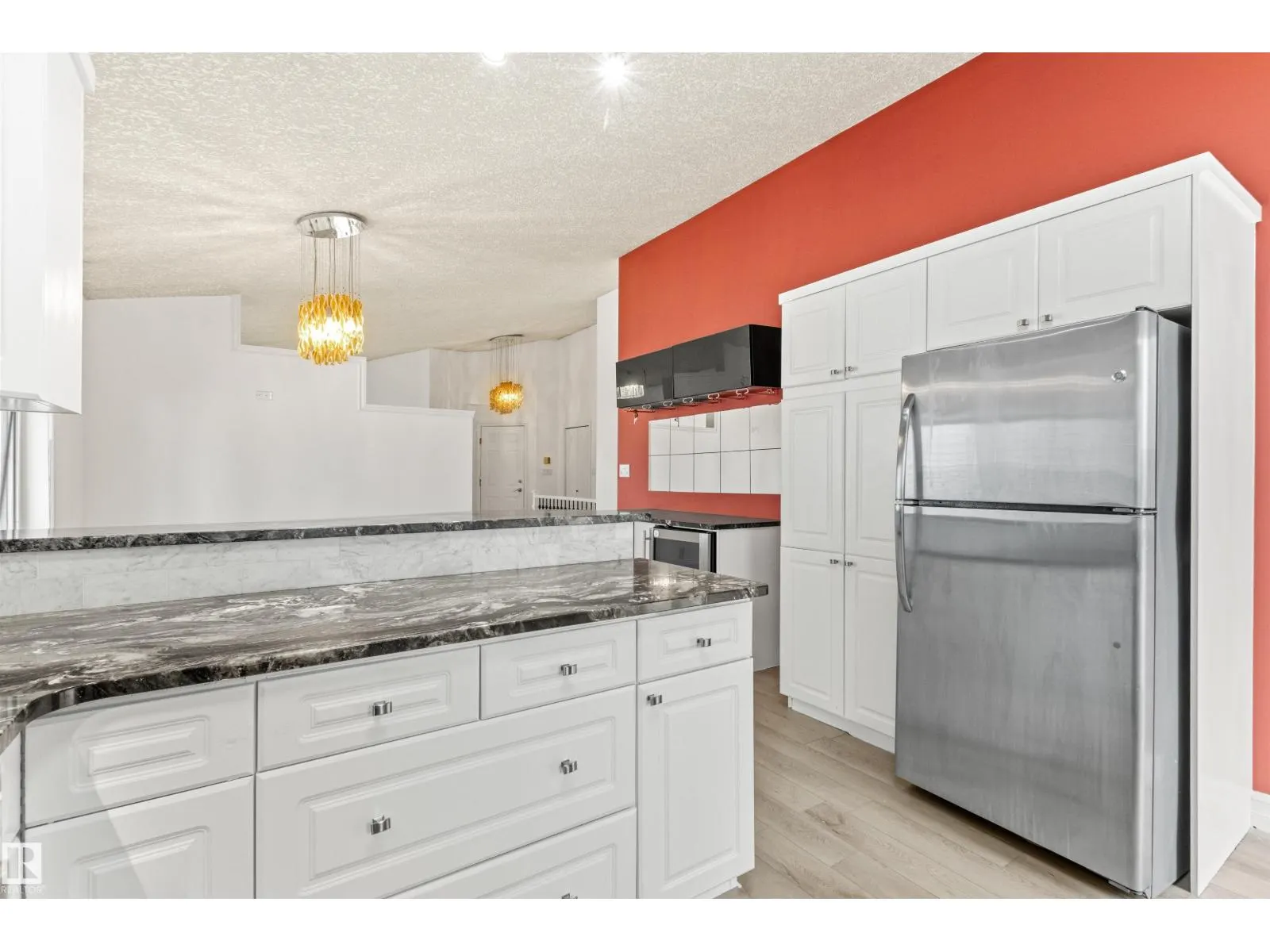 7 HAMPTON CR