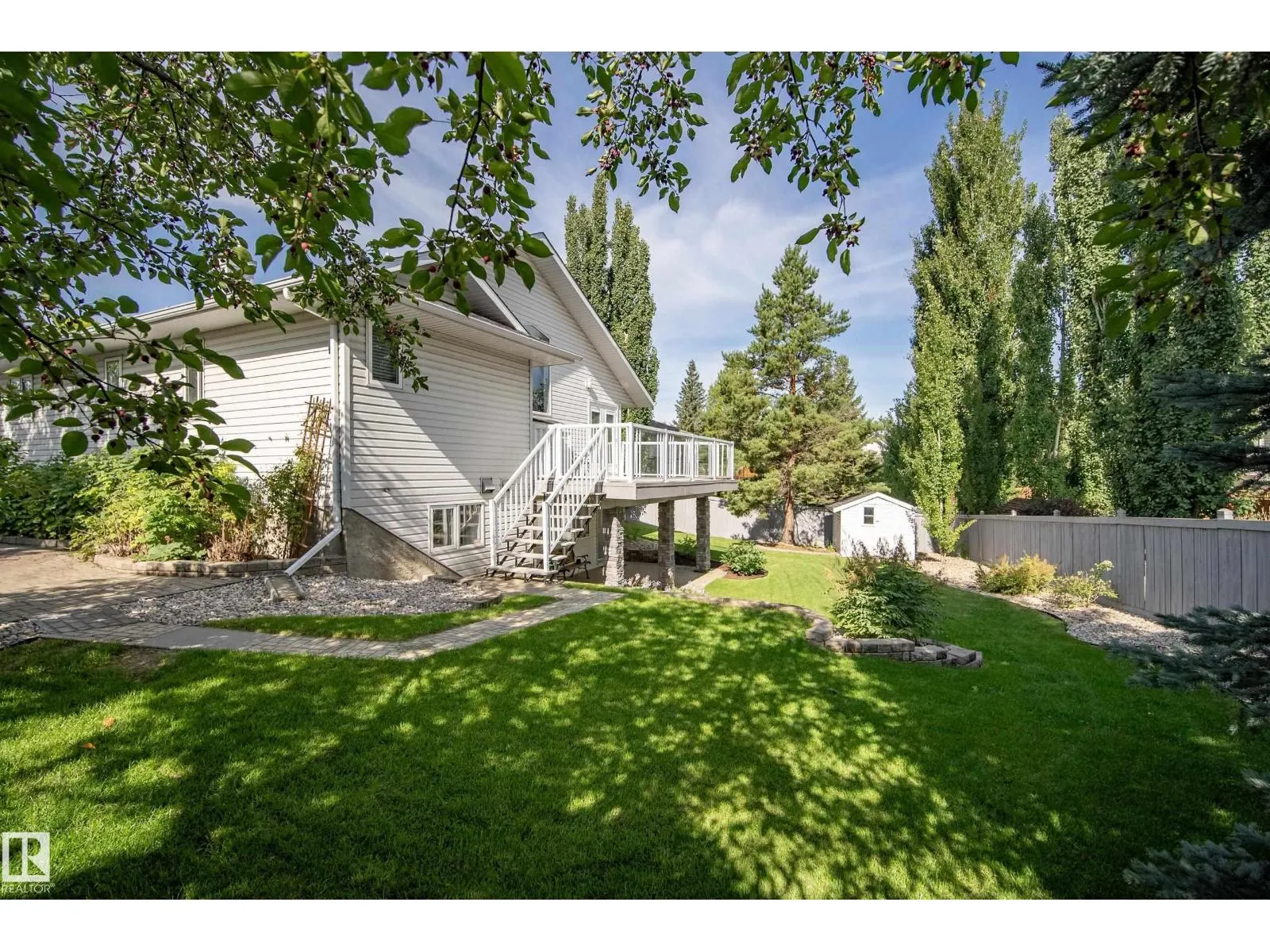 6 Hunter PL