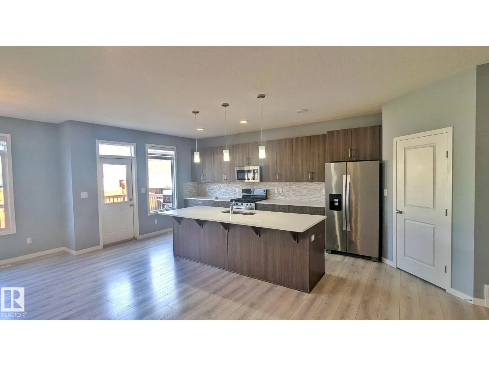 2318 CASSIDY WY SW