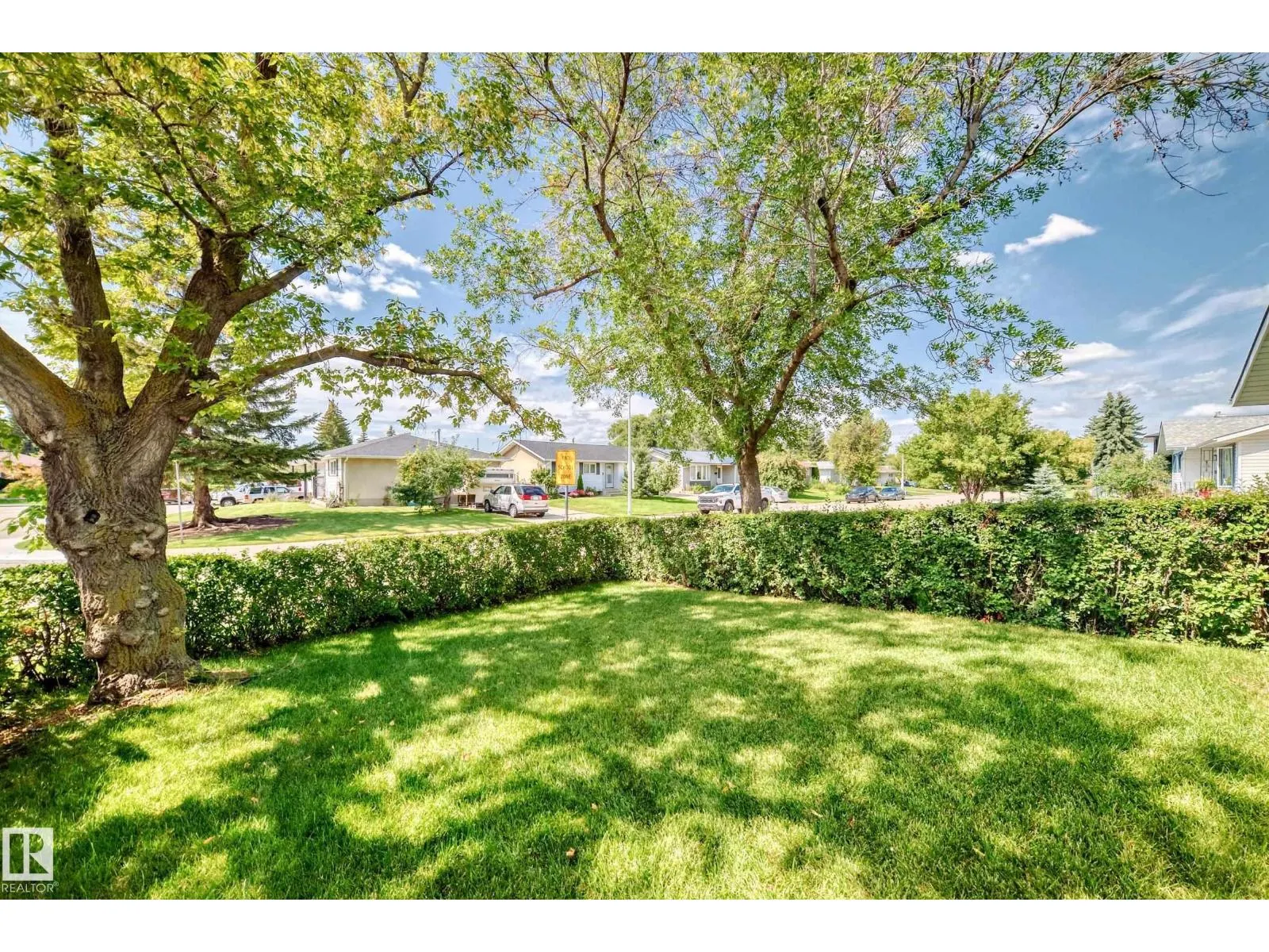 1005 STRATHCONA DR