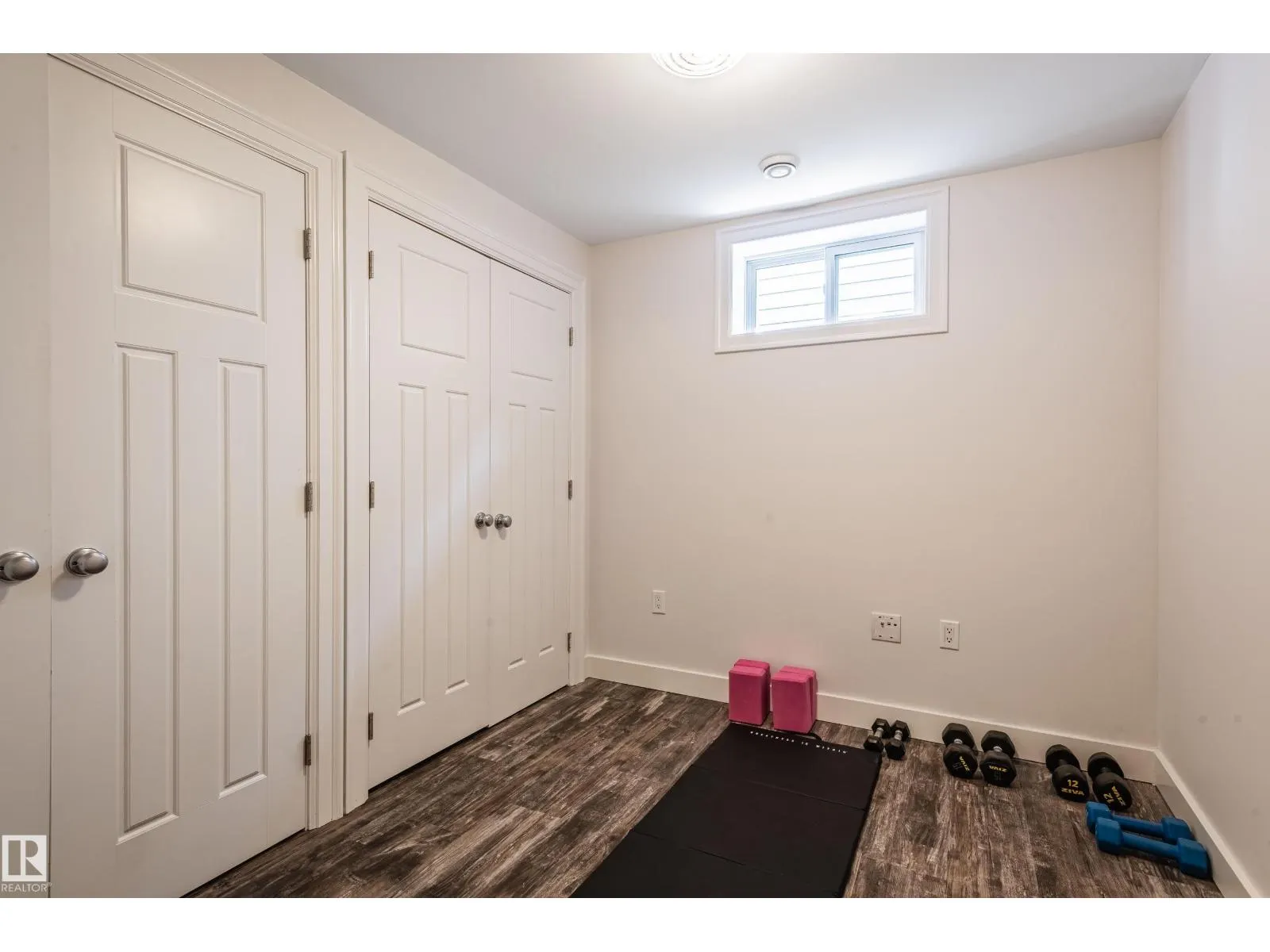 14339 92A AV NW