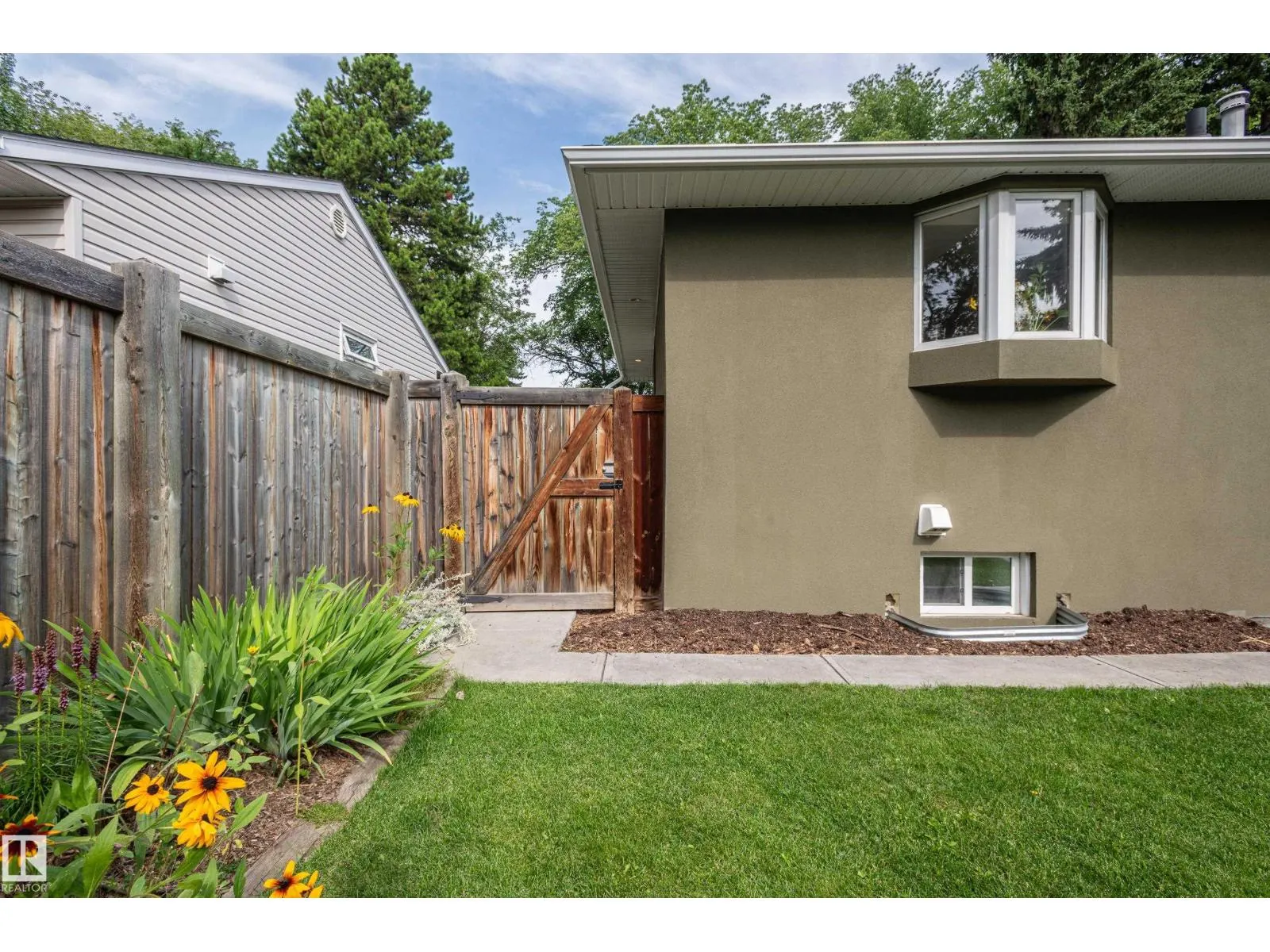 14339 92A AV NW