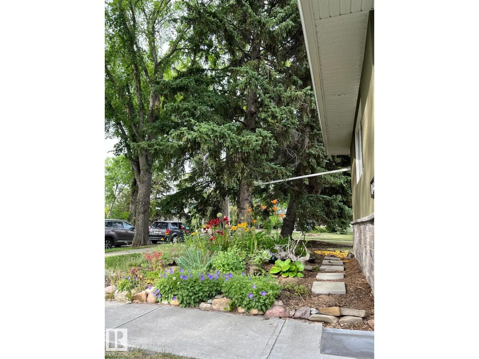 14339 92A AV NW