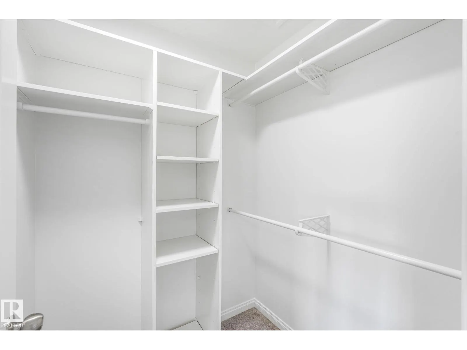 #54 18230 104A ST NW