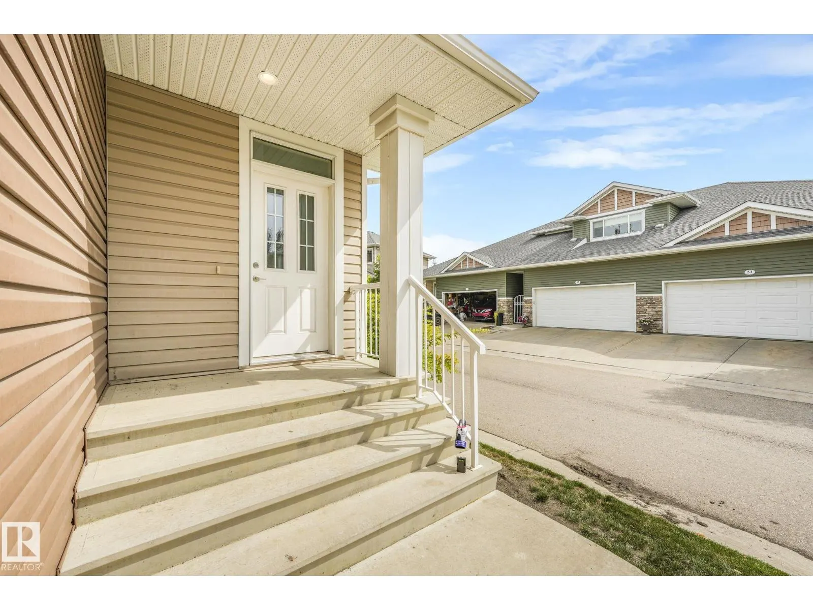 #54 18230 104A ST NW