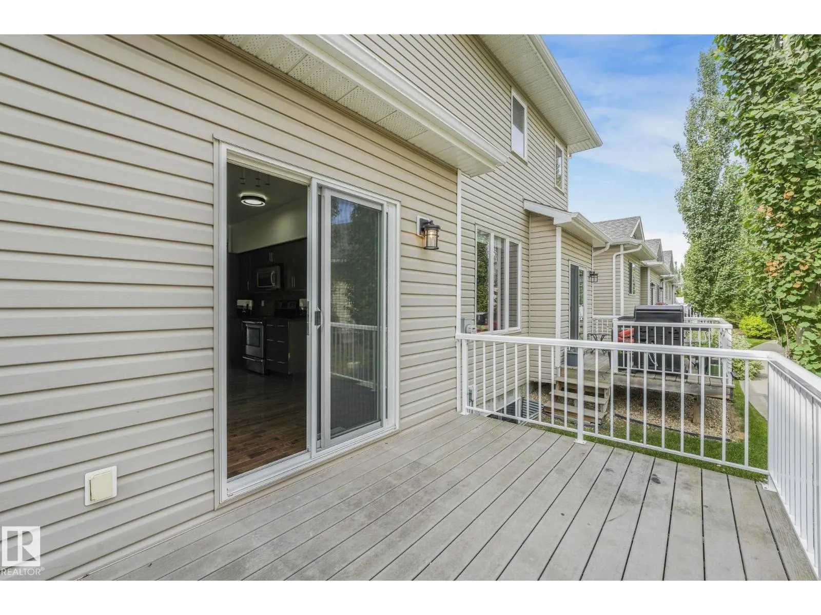 #54 18230 104A ST NW