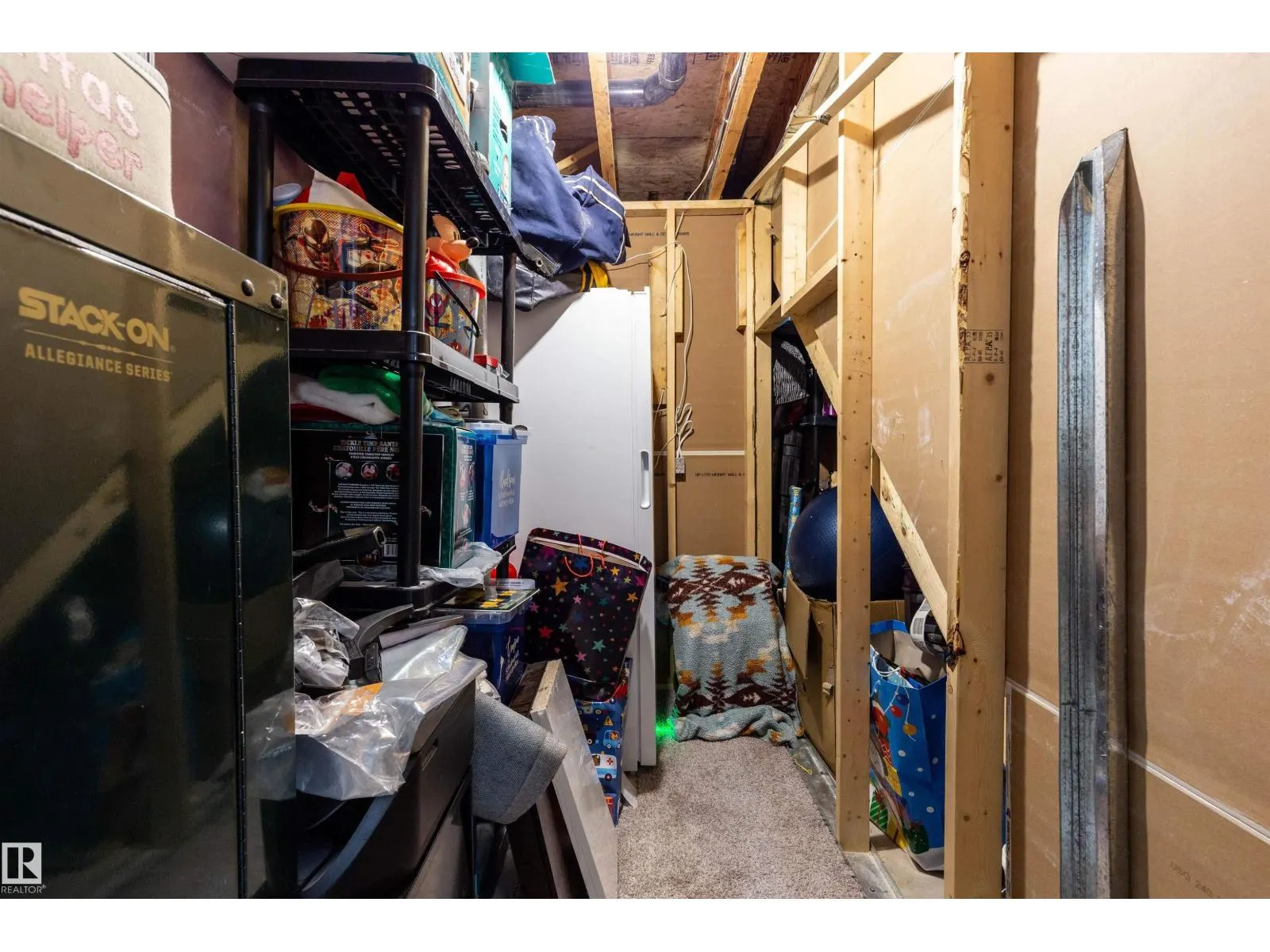 17804 59 ST NW
