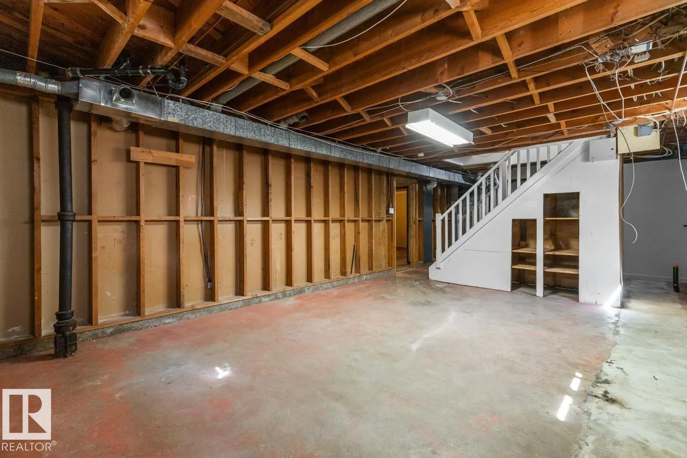 5403 106 AV NW