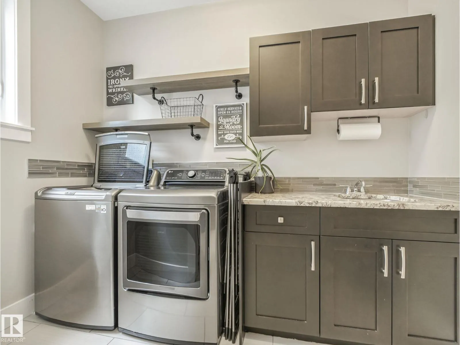 2554 CAMERON RAVINE LD NW