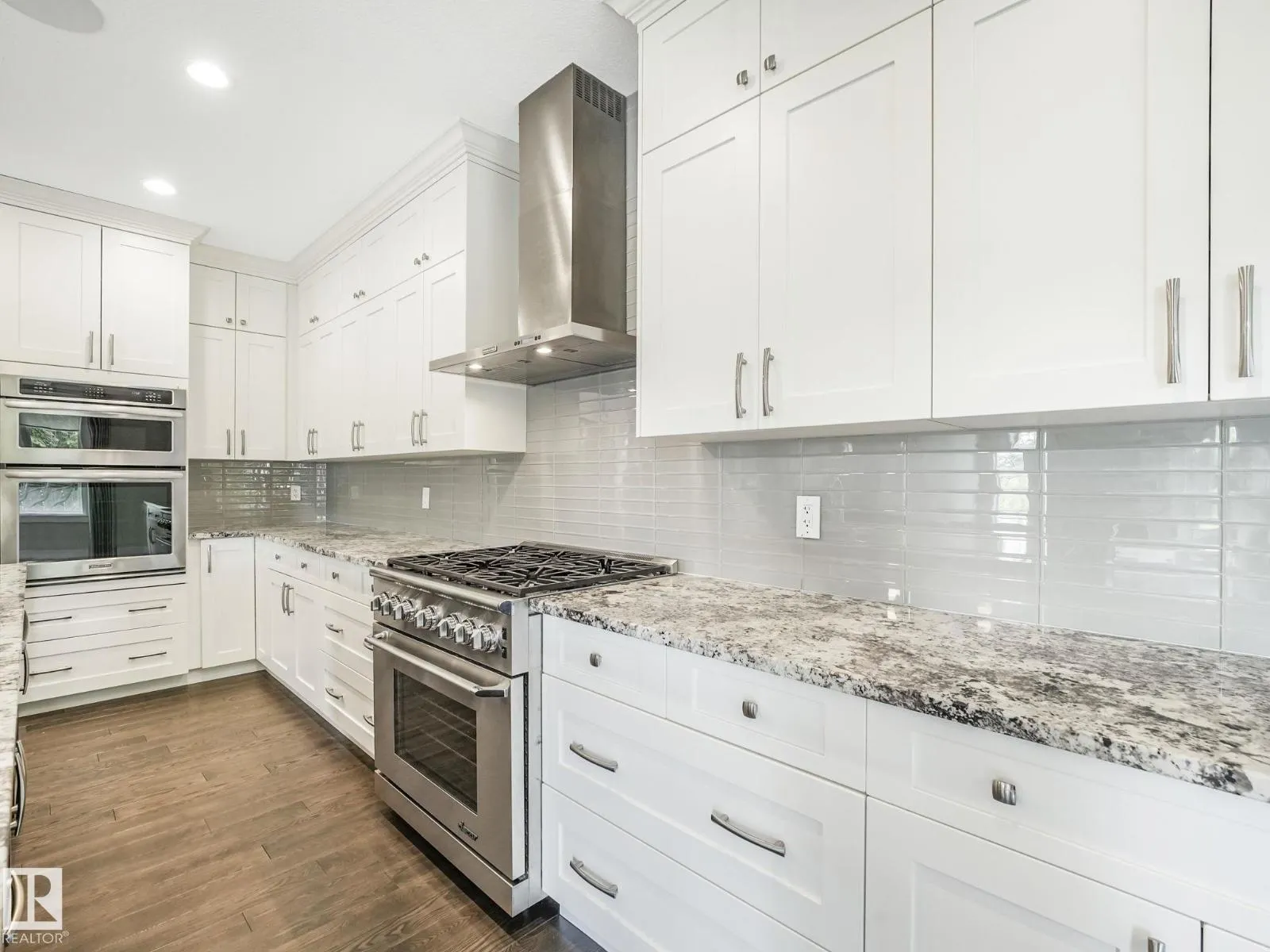 2554 CAMERON RAVINE LD NW