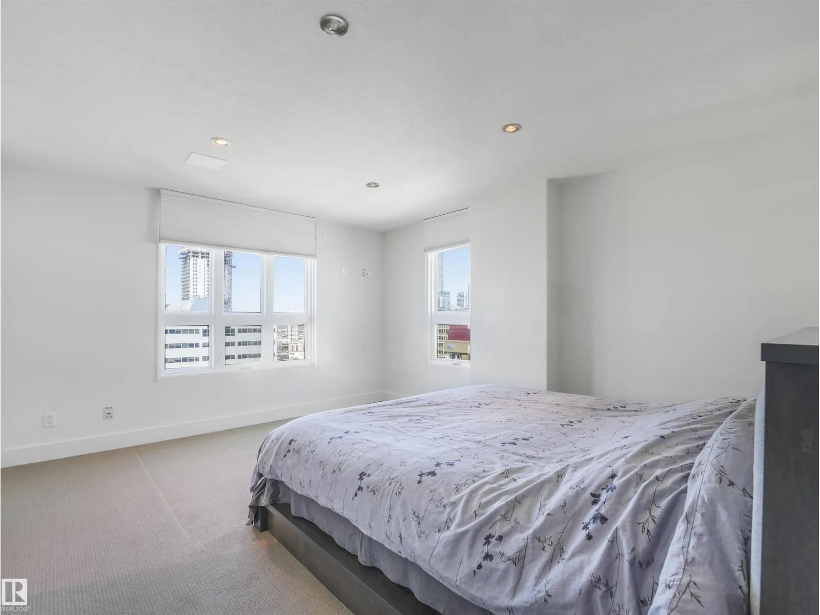 #SP04 9939 109 ST NW