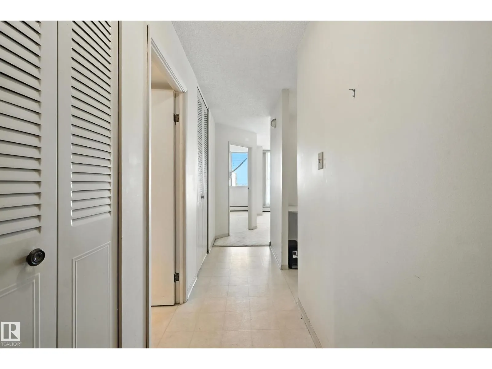 #1502 12121 JASPER AV NW