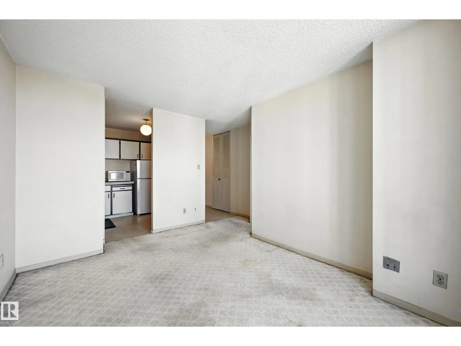 #1502 12121 JASPER AV NW