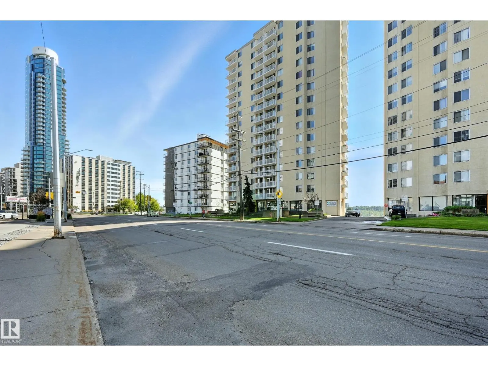 #1502 12121 JASPER AV NW