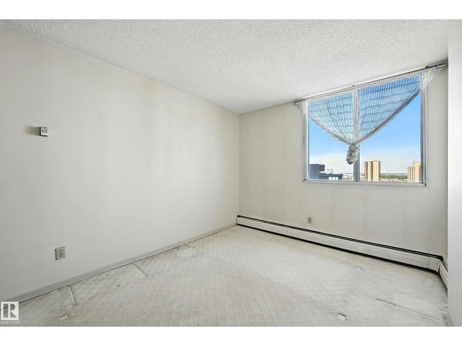 #1502 12121 JASPER AV NW