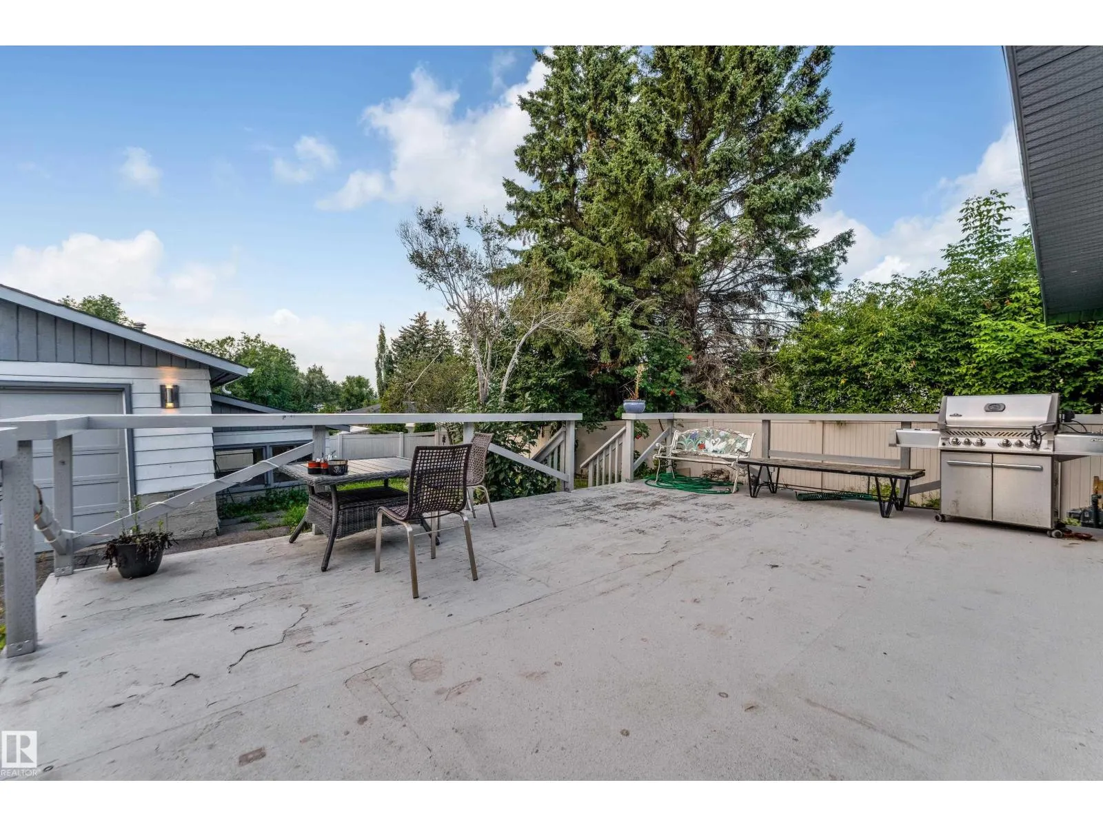 79 Garnet Cres