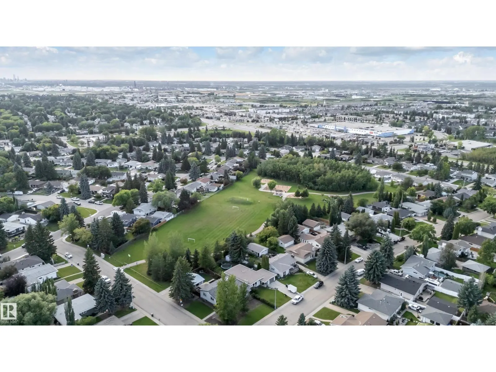 79 Garnet Cres