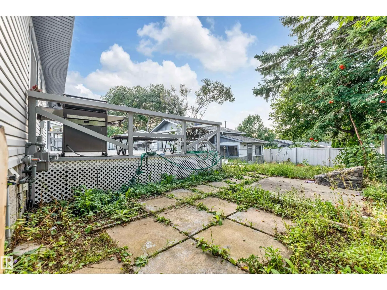 79 Garnet Cres