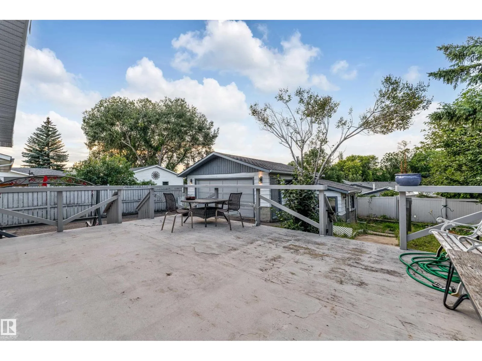 79 Garnet Cres