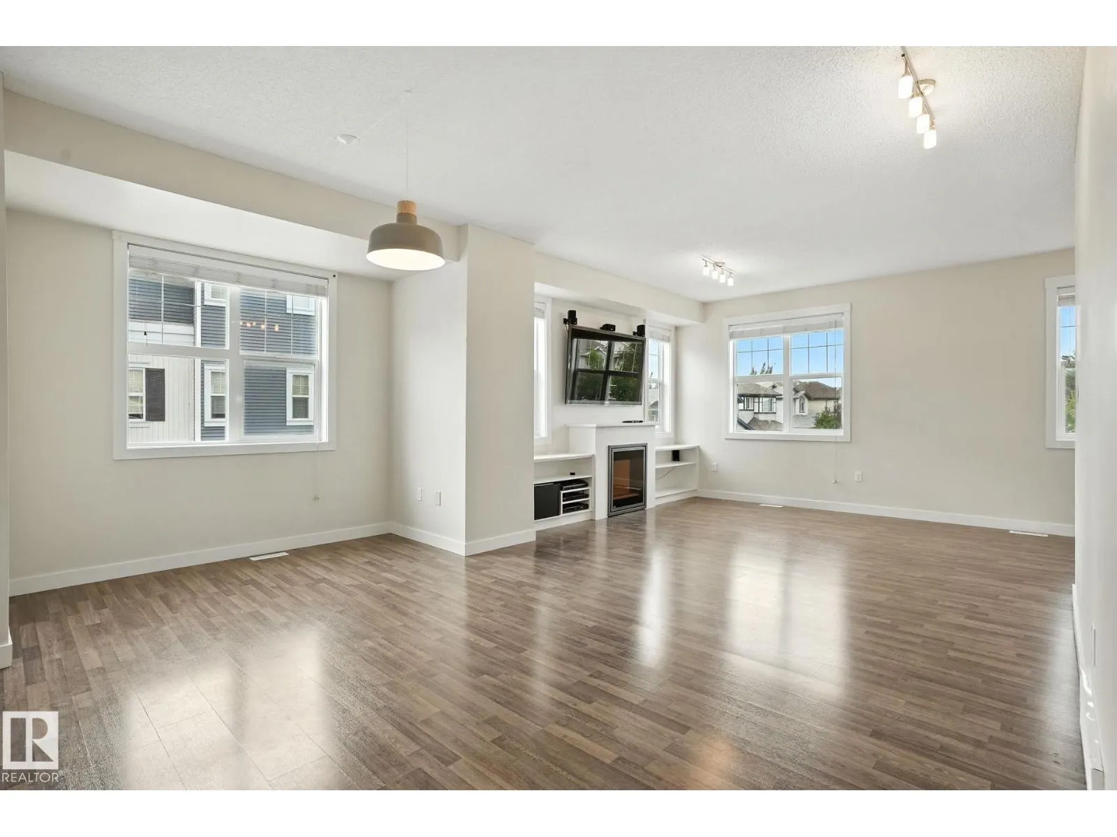 #1 8315 180 AV NW