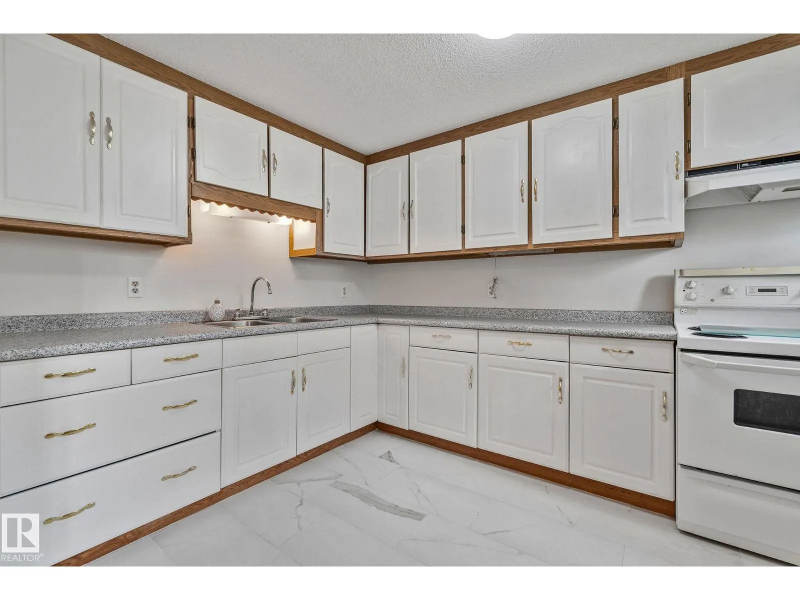 13321 119 ST NW NW
