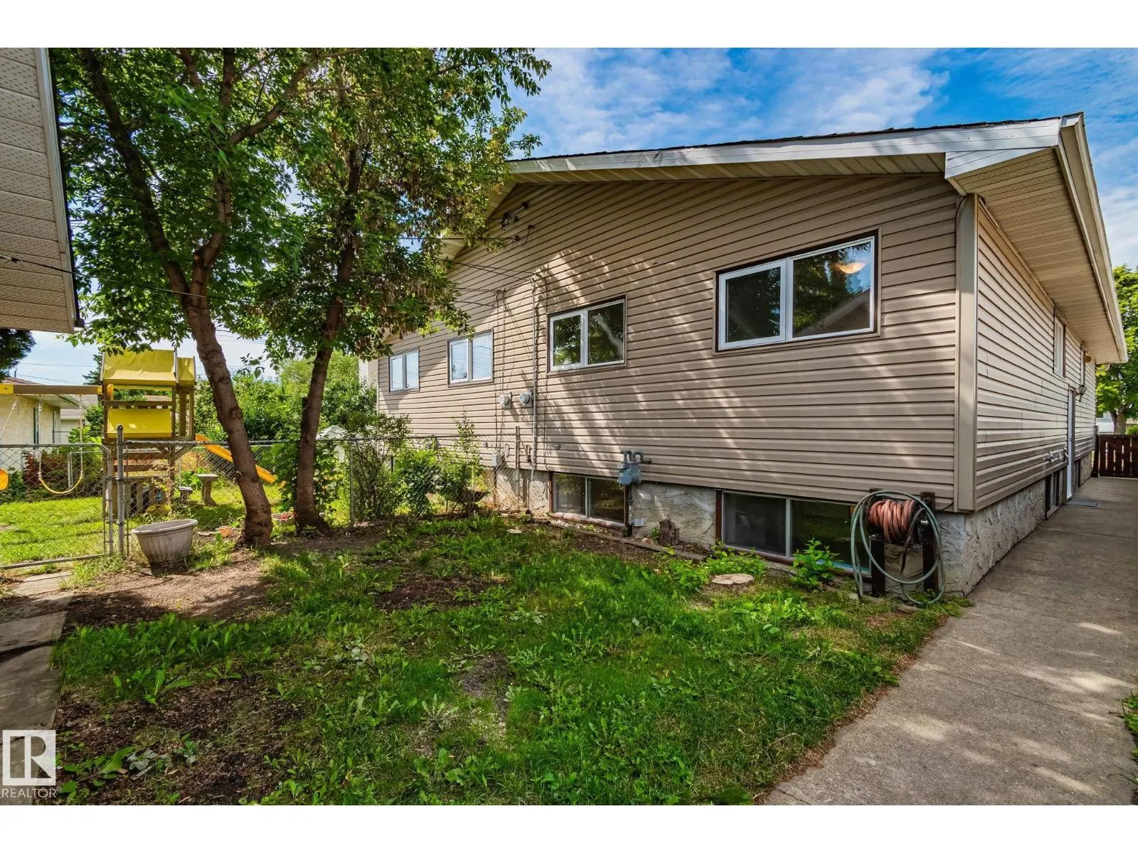 13321 119 ST NW NW