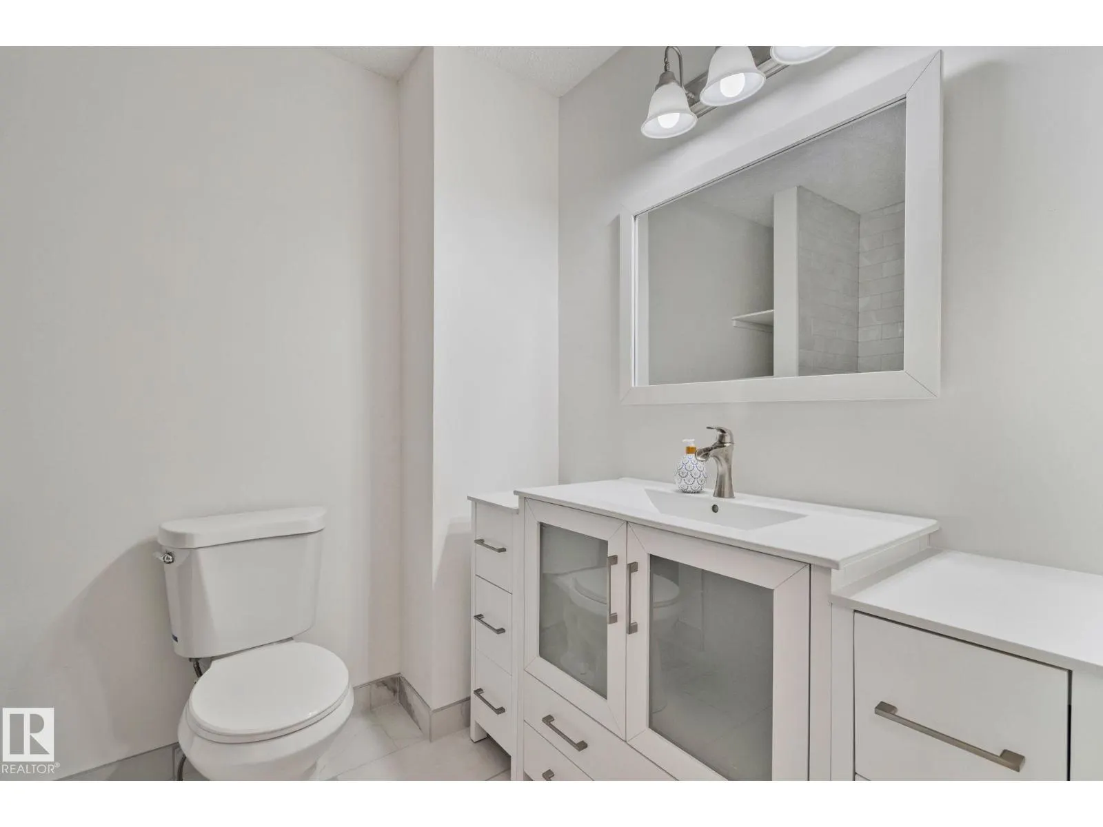 13321 119 ST NW NW