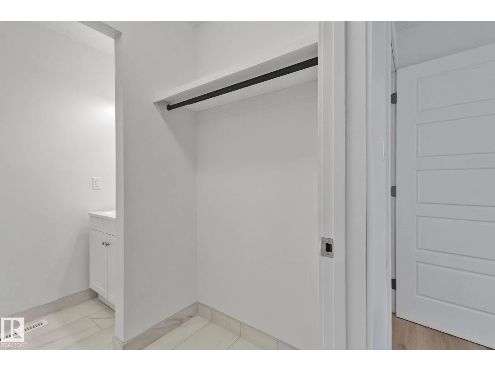 13321 119 ST NW NW