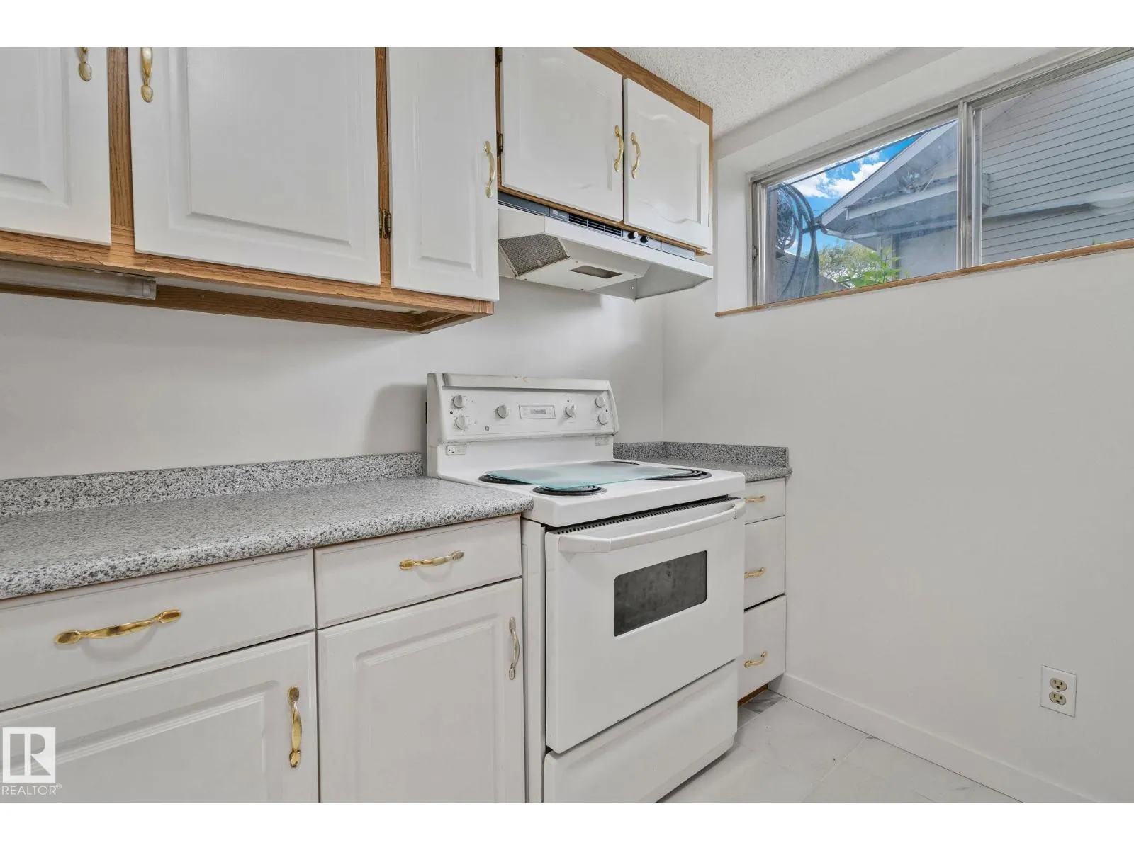 13321 119 ST NW NW