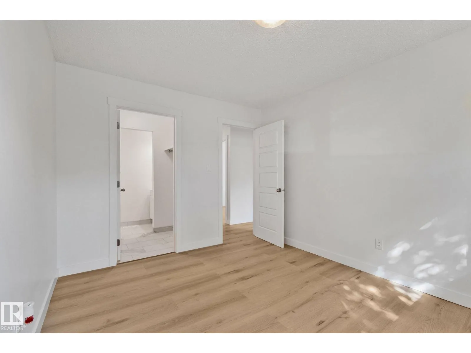 13321 119 ST NW NW