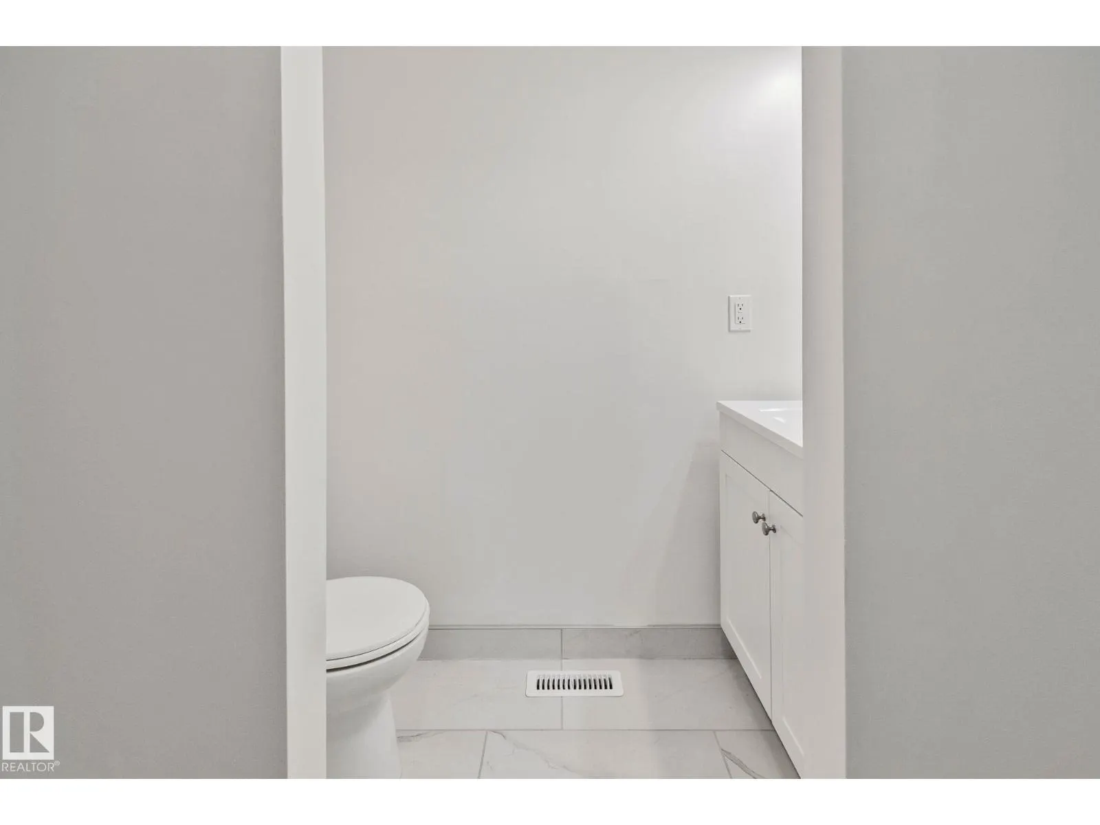 13321 119 ST NW NW