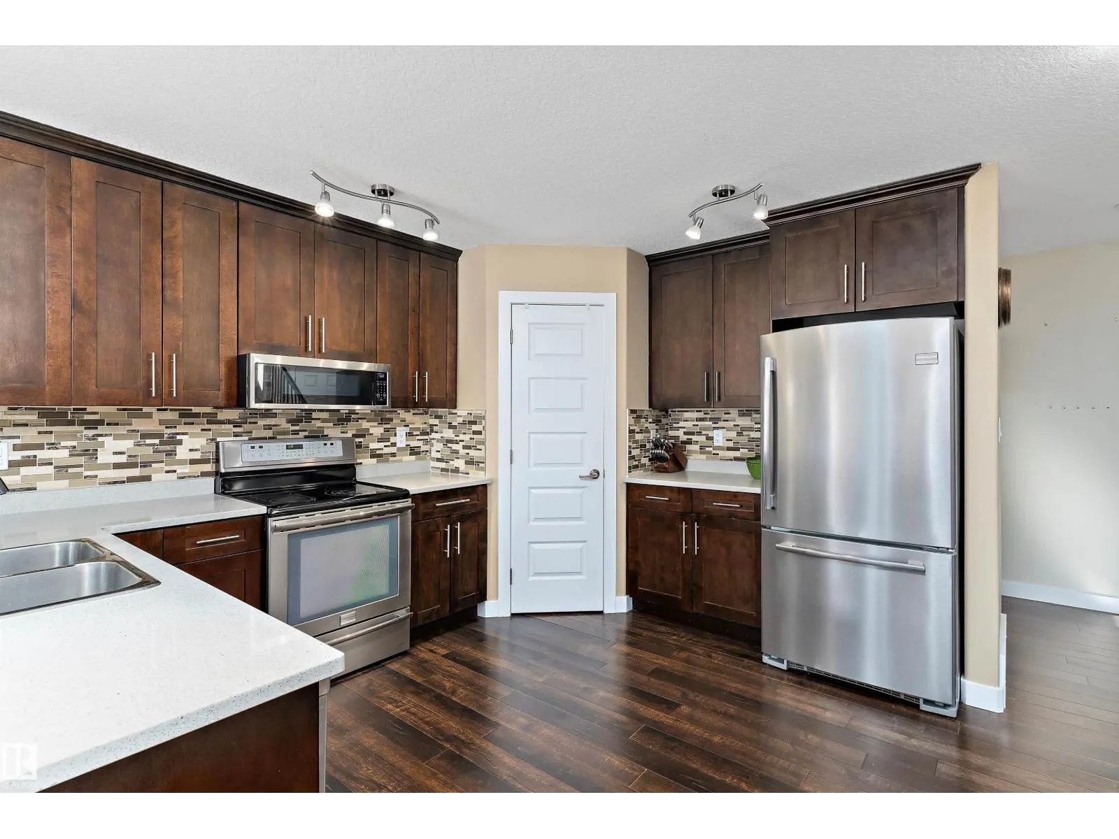15132 31 ST NW