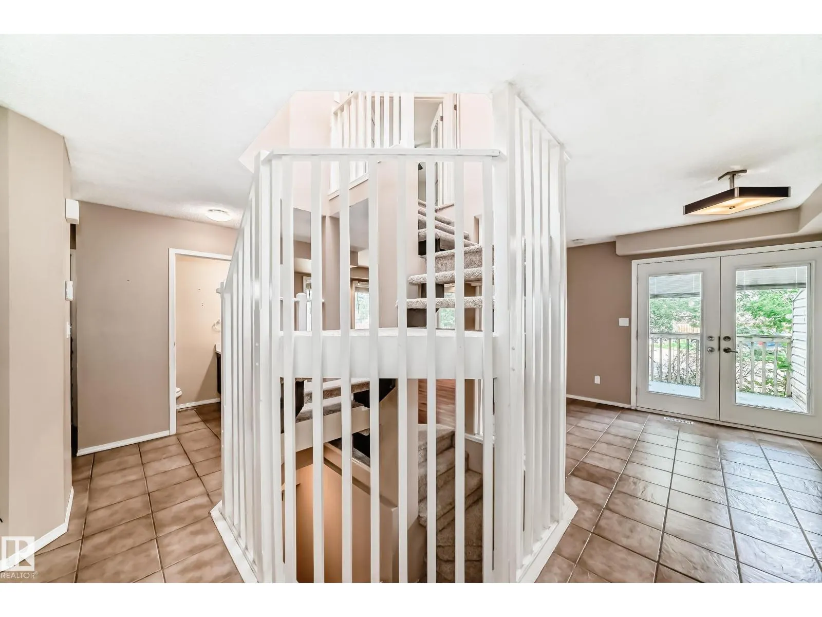 4506 20 AV NW